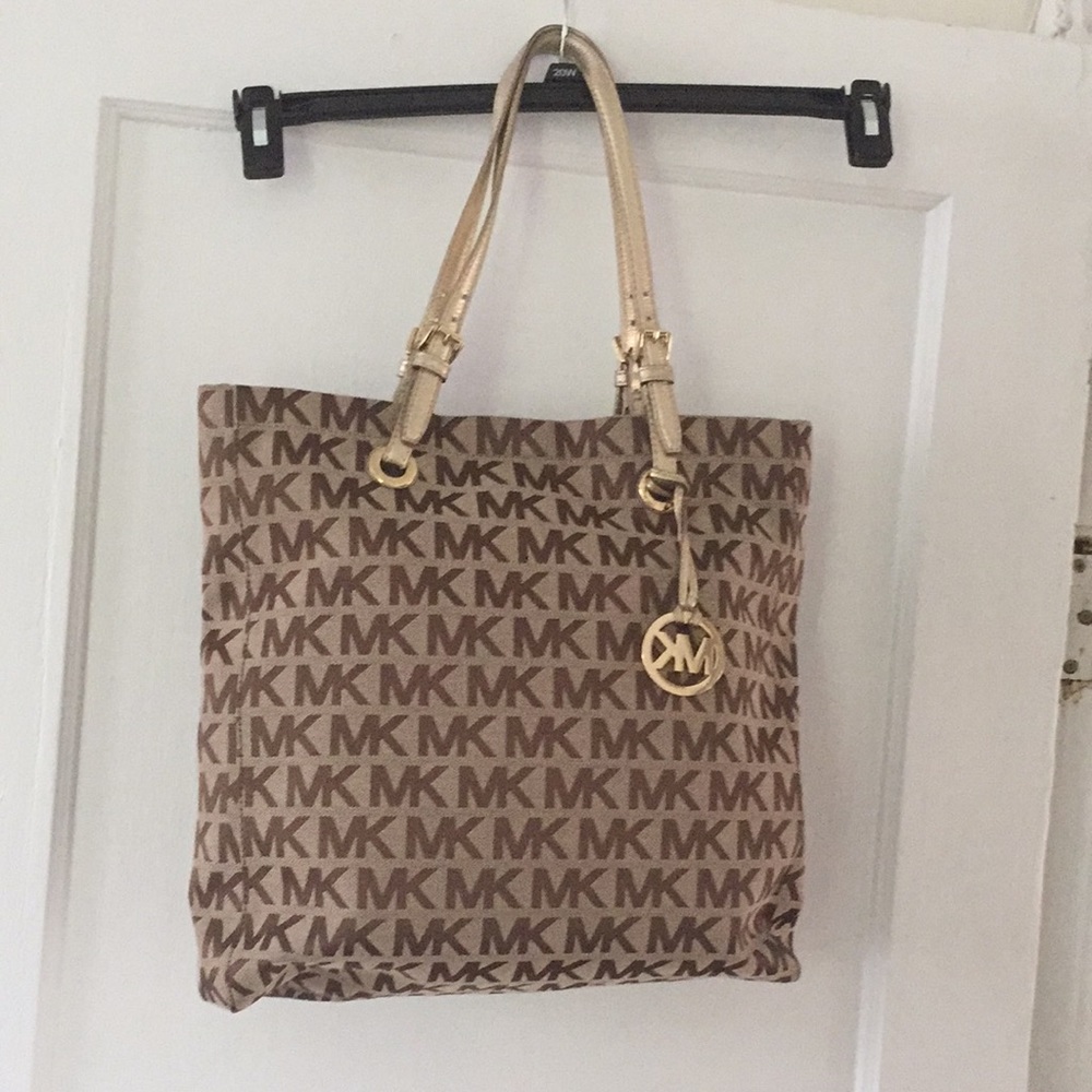Michael Kors tote